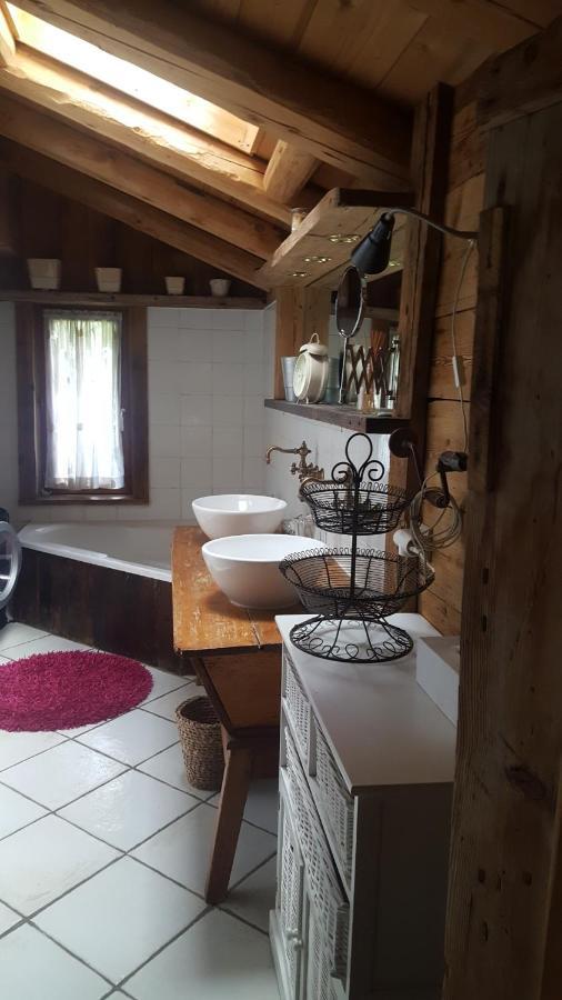 סרווז Magnifique Chalet Dans La Vallee De Chamonix מראה חיצוני תמונה